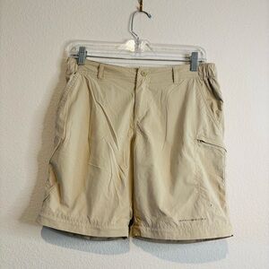 Columbia PFG Omni-Shade Cargo Shorts//Lightweight Outdoor Adventure Shorts